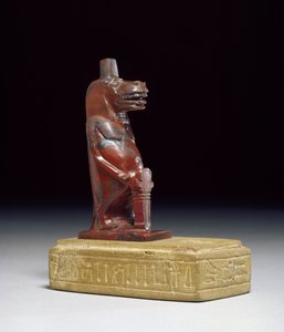 Nilpferdgöttin Taueret, die einen Zopf aus gerolltem Papyrus hält, der das schützende Hieroglyphenzeichen 