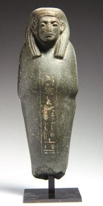 Ushabti-Figur für den Priester Ra-s-hetep-ib, Mittleres Reich, um 1950 v. Chr.