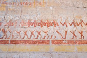 Basrelief von Hatschepsuts Reise ins Land Punt (Somalia), Tempel der Hatschepsut von Deir Al Bahari, Luxor, Ägypten von Egyptian 18th Dynasty