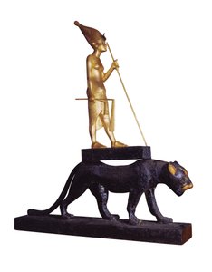 Statuette des Königs auf einem Leoparden. aus dem Grab von Tutanchamun (um 1370-1352 v. Chr.) Neues Reich von Egyptian 18th Dynasty
