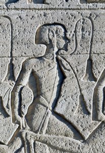 Relief, das einen Gefangenen aus der Schlacht von Kadesch darstellt, Detail (Fassade des Großen Tempels von Ramses II, Abu Simbel)