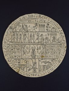Amulettscheibe (Hypocephalus) für Tasheritenkhonsu, ca. 664-525 v. Chr. (Leinen und Gips)