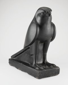 Statue des Gottes Horus als Falke, Ptolemäische Zeit von Egyptian Ptolemaic Period
