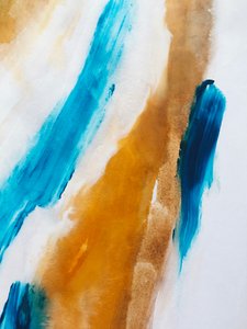 Abstrakter Blau-Gold Fluss von Ejaaz Haniff