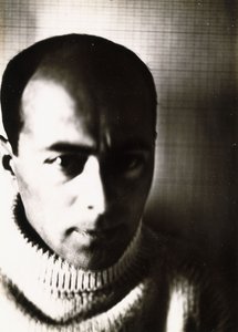 Selbstporträt, 1924 von Eliezer Markowich Lissitzky
