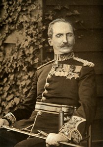 Generalmajor A. Fitzroy Hart, C.B., 1900 von Elliott and Fry