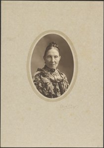 Frau Knowles von Elliott and Fry