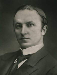 Der ehrenwerte Lord Curzon von Kedleston, 1890er Jahre