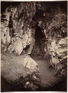 Hoa Nghiem Höhle, Grotte der August-Transformation, um 1875
