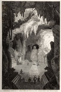 Unterirdischer buddhistischer Tempel in Marmor-Felsen bei Tourane von Emile Theodore Therond