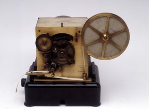 Baudot-System-Telegraphendrucker, patentiert 1874 (Mischtechnik)