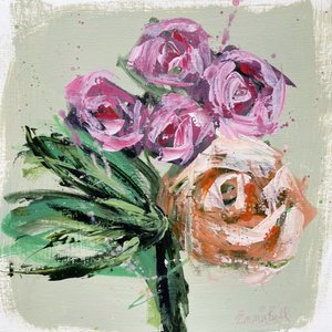 Frische rosa-orange Blüten von Emma Bell