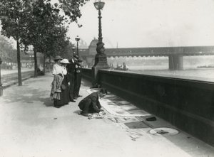 Ein Straßenkünstler auf dem Embankment von English Photographer