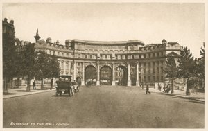 Admiralty Arch, The Mall, London von English Photographer