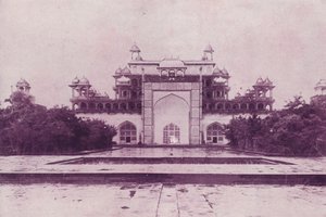 Akbars Grabmal, Agra von English Photographer
