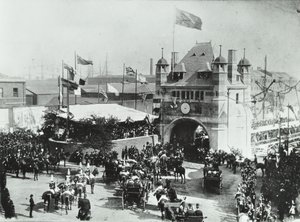 Blackwall Tunnel: Pferdekutschen passieren den Eingang bei der Eröffnungszeremonie des Tunnels, 1897