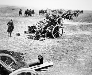 Britische 18-Pfünder-Feldgeschütze im Einsatz an der Westfront