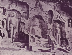 Buddhistische Figuren, Das Glückliche Tal, Gwalior von English Photographer