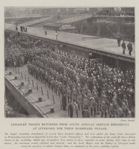 Kanadische Truppen, die vom südafrikanischen Dienst zurückgekehrt sind, gehen in Liverpool an Bord für ihre Heimreise von English Photographer