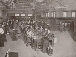 Zentraler Londoner Post Office Telefon Exchange, Carter Lane, East Central von English Photographer
