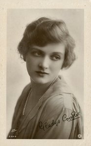 Edwardianische Postkarte von Gladys Cooper von English Photographer
