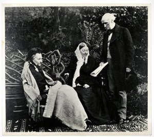 Florence Nightingale, Parthenope, Lady Verney und Sir Harry Verney im Claydon House von English Photographer