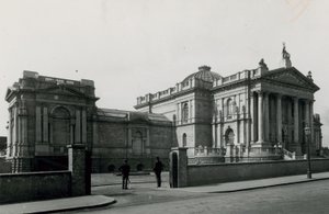 Gesamtansicht der Tate Gallery von English Photographer