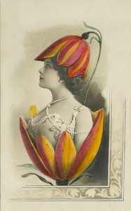 Kopf und Schultern einer Frau in einer Blume von English Photographer