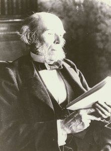 Herbert Spencer, Porträt, lesend von English Photographer