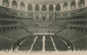 Innenraum der Royal Albert Hall, London von English Photographer