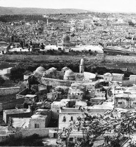 Jerusalem, die Heilige Stadt, Ziel der Kreuzfahrer, für immer von den Türken befreit, 1917 von English Photographer