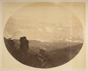 Kinchinjunga vom Hügel in der Nähe des Rathauses, [Darjeeling] aus 