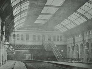 Kings Cross Station: Blick auf die Bahnsteige, 1862 von English Photographer
