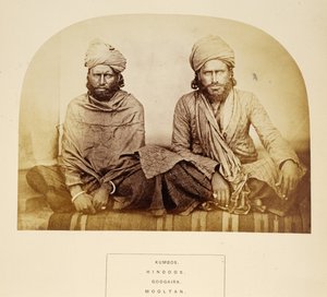 Kumbos, Hindus, Googaira, Mooltan, aus The People of India, von J. Forbes Watson, veröffentlicht 1868
