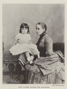 Lady Audrey Buller und Tochter von English Photographer