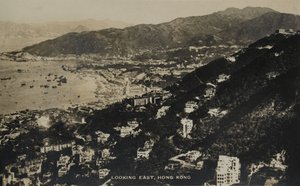 Blick nach Osten, Hongkong, aus einem Album mit Fotografien zum Dienst von Pte H. Chick, 1940 von English Photographer