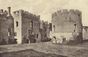 Ludlow Castle, Innerer Hof und Runde Kapelle von English Photographer