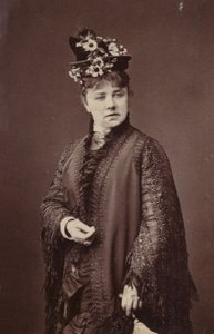 Marie Wilton, Mrs. Sancroft von English Photographer