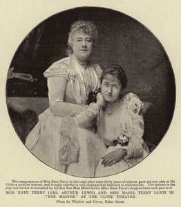 Miss Kate Terry (Mrs Arthur Lewis) und Miss Mabel Terry Lewis in Der Meister im Globe Theatre von English Photographer