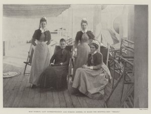 Fräulein Norman, Oberschwester, und Krankenschwestern an Bord des Hospitalschiffs Trojan von English Photographer