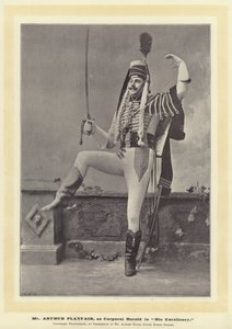 Mr Arthur Playfair als Corporal Harold in Seine Exzellenz