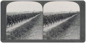 North Staffords auf dem Marsch in Frankreich