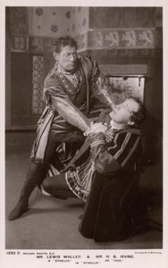 Othello erwürgt Iago, Lewis Waller und H B Irving von English Photographer