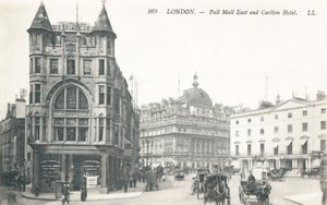 Pall Mall East und das Carlton Hotel von English Photographer