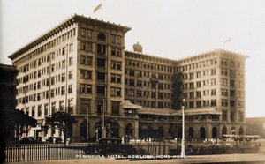 Peninsula Hotel, Kowloon, Hongkong, aus einem Album mit Fotografien zum Dienst von Pte H. Chick, 1940 von English Photographer