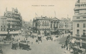 Piccadilly Circus, London von English Photographer
