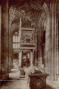 Postkarte mit einem Bild des Grabes von Königin Maria von English Photographer