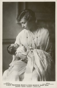 Prinzessin Mary, Viscountess Lascelles, mit ihrem ältesten Sohn George von English Photographer