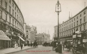 Regent Street, London, zeigt Cafe Royal von English Photographer