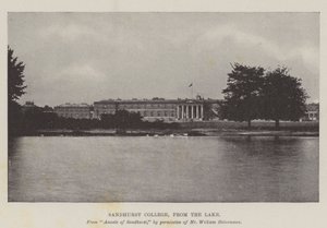 Sandhurst College, vom See aus von English Photographer